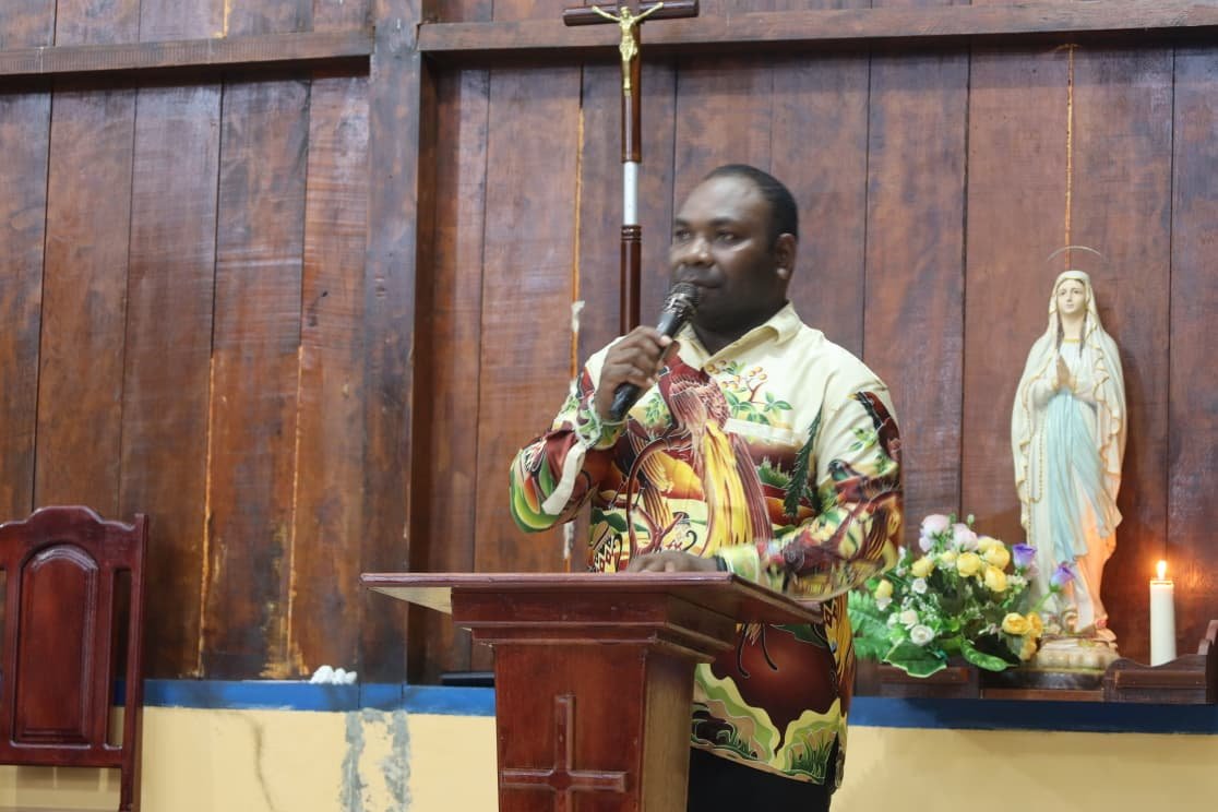 Sambutan Bapak Wakil Bupati Kabupaten Kaimana Isak Waryensi