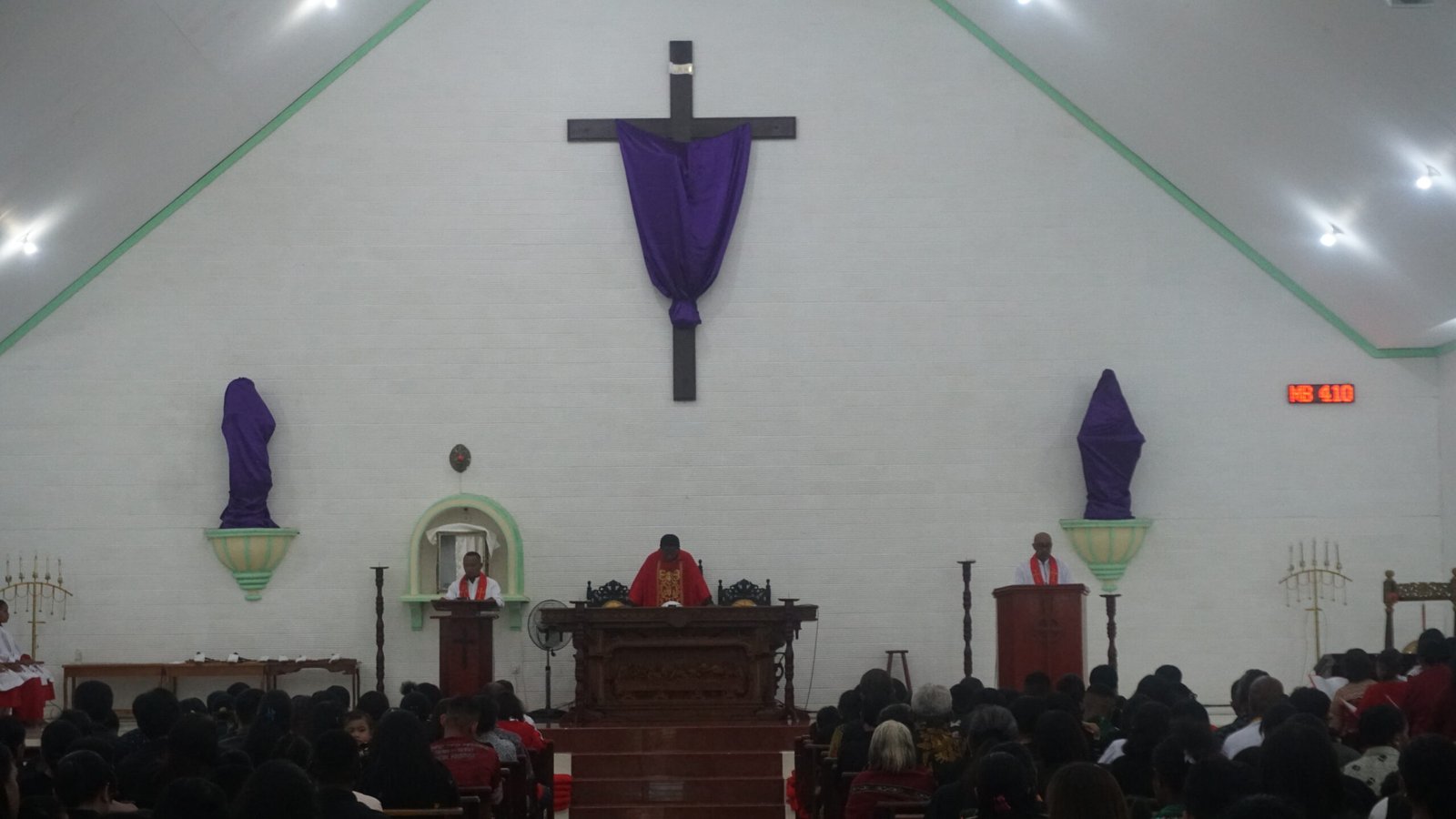 Pembacaan Kisah Sengsara Yohanes di Ibadat Jumat Agung